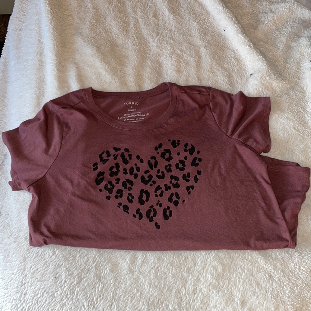 TORRID slim fit t-shirt